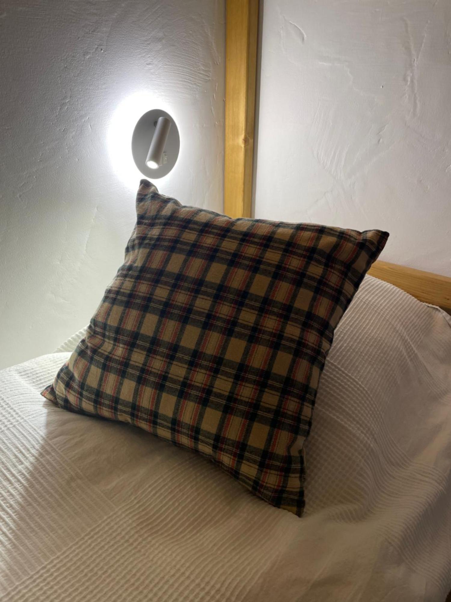 Meribel Centre La Chaudanne, Real Ski In And Out, 3 Bedrooms 2 Bathrooms Newly Renovated, Chalet L'Eperviere Экстерьер фото